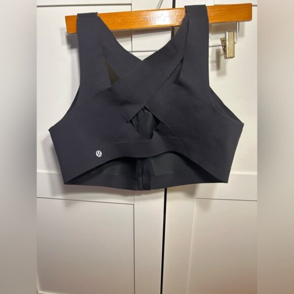 Lululemon 38 DD bra - Picture 2 of 2